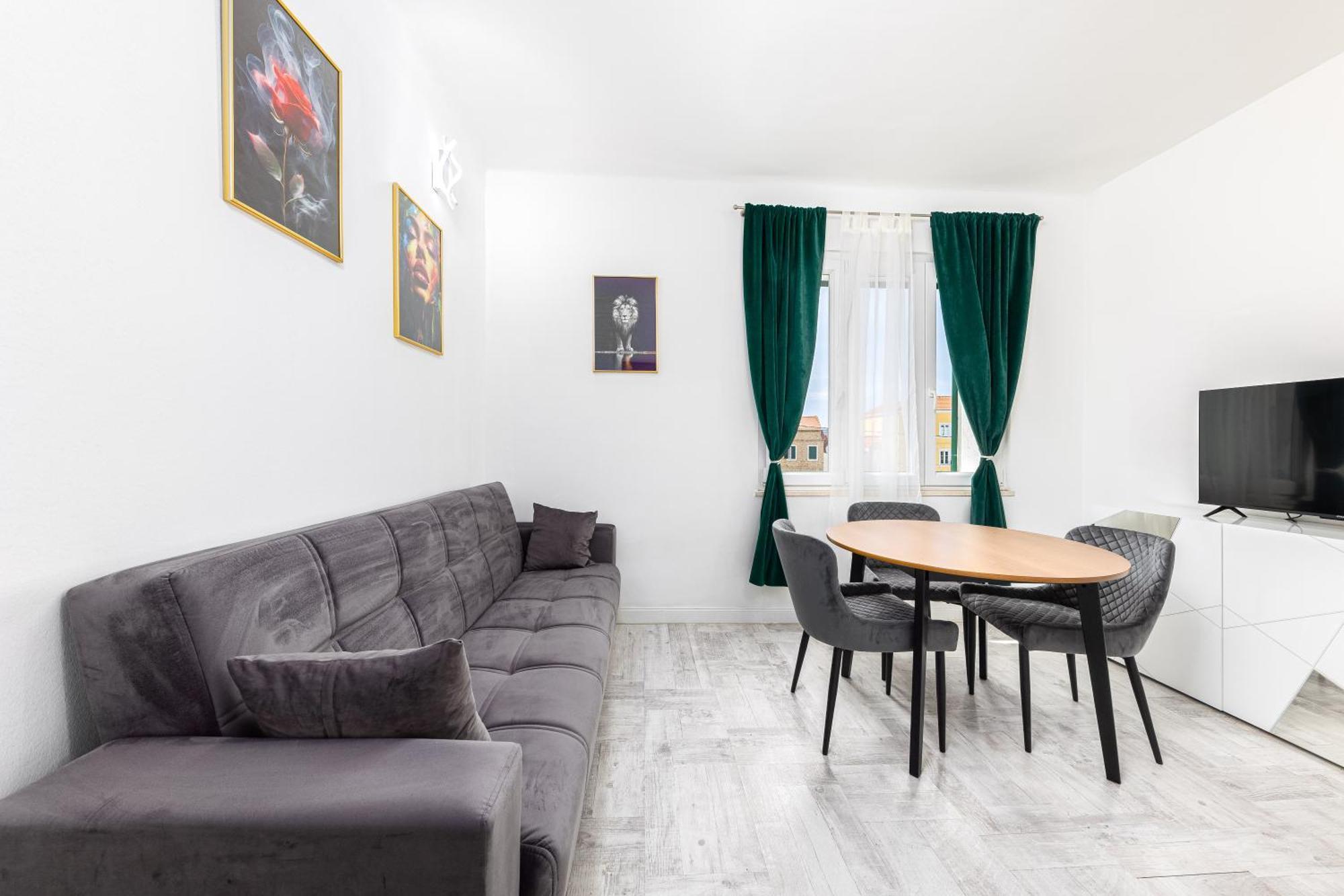 Lions Suites Сплит Экстерьер фото