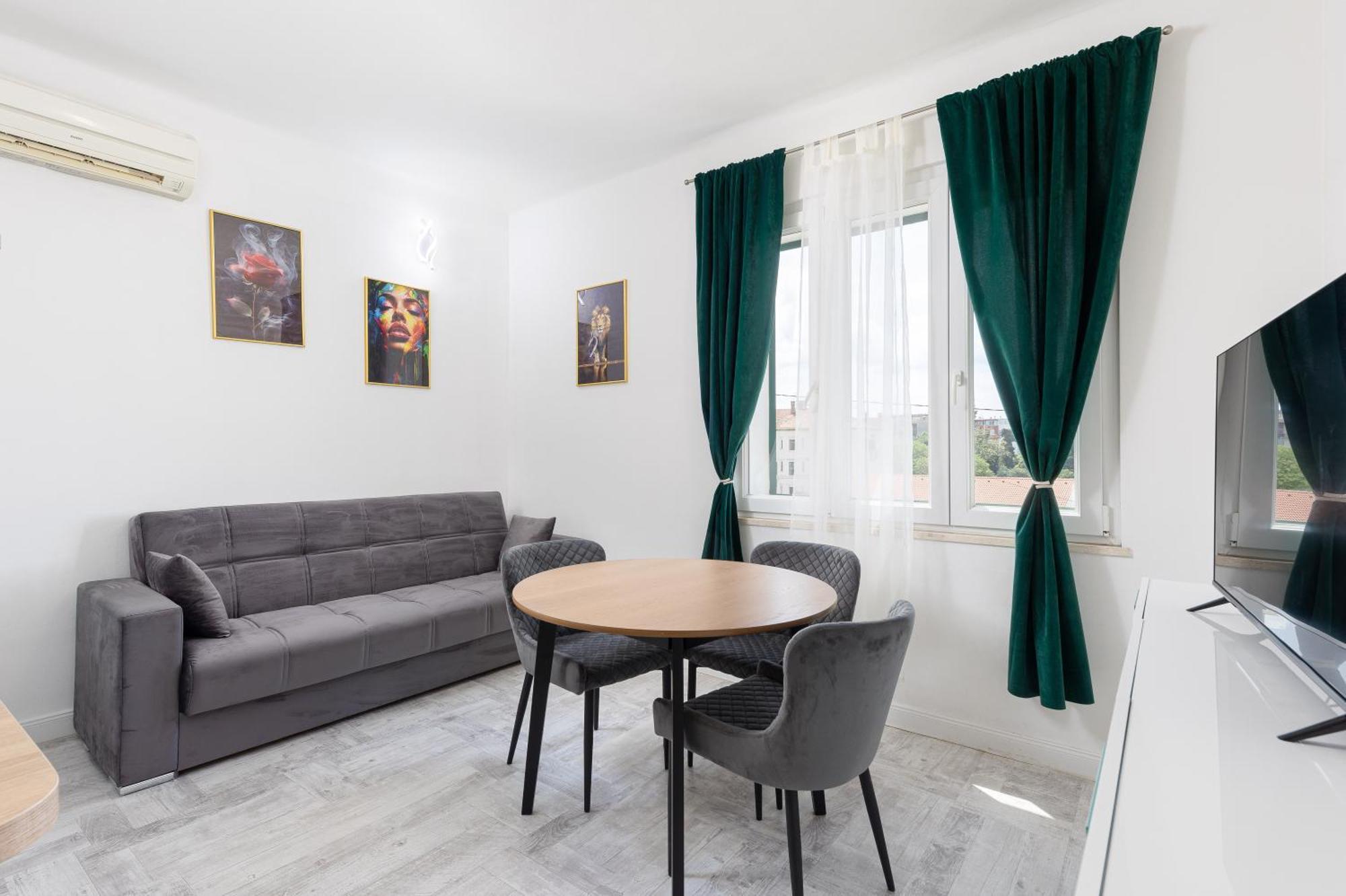 Lions Suites Сплит Экстерьер фото