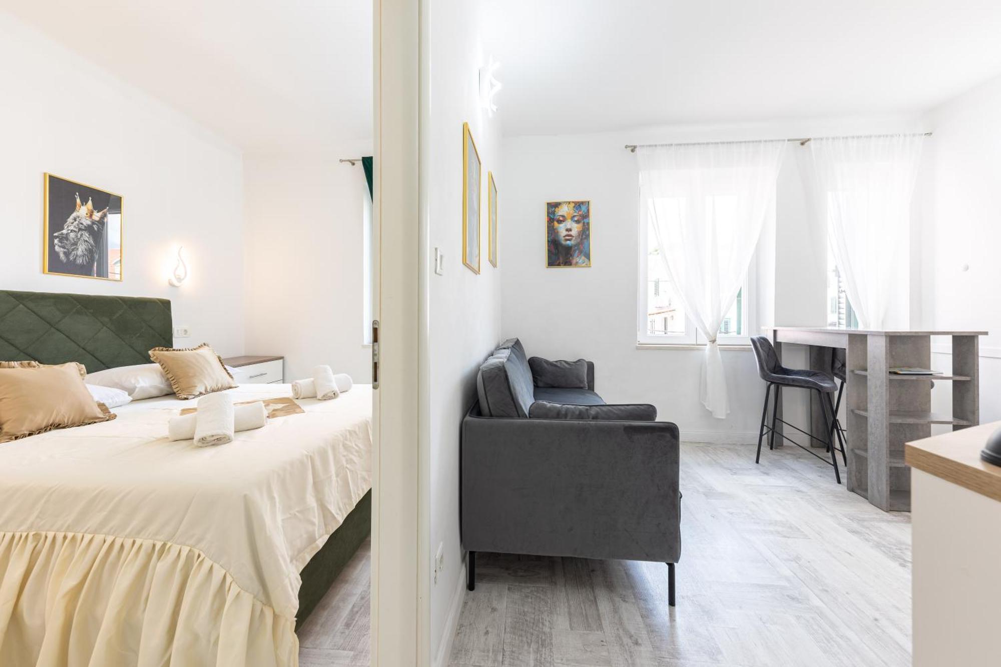 Lions Suites Сплит Экстерьер фото